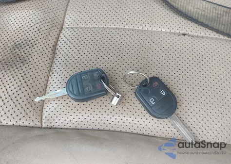 2011 Ford F-150 Lariat z USA, uszkodzony, nr VIN 1FTFW1ETXBFC47317